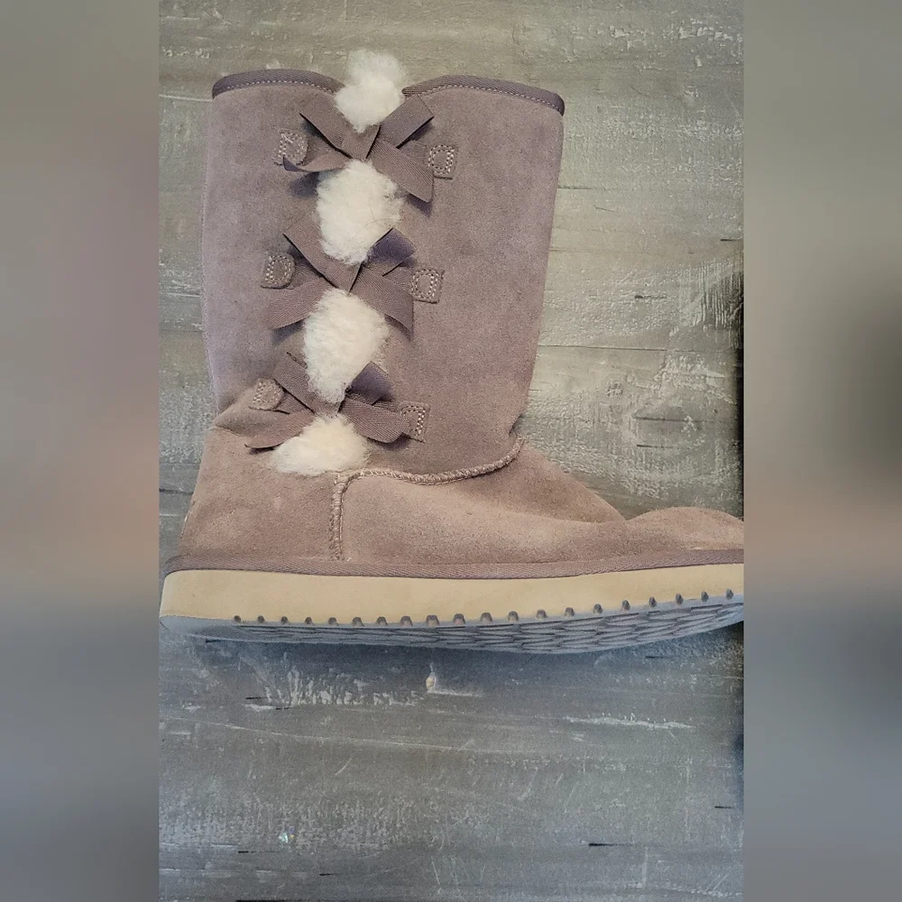 Koolaburra by UGG Size 10